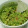 Reţetă Guacamole – Gustare rapidă sau mic-dejun hrănitor