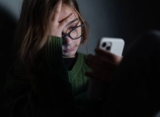 Proces colectiv împotriva TikTok: Părinții acuză platforma că a provocat suicidul a doi adolescenți