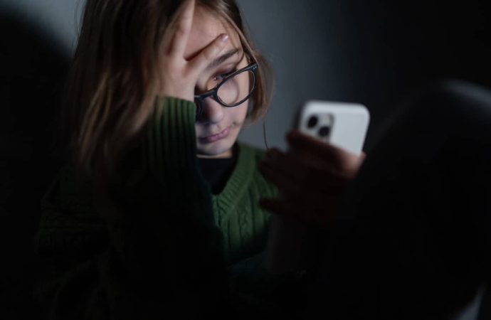 Proces colectiv împotriva TikTok: Părinții acuză platforma că a provocat suicidul a doi adolescenți