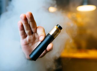 Studiu: Vapingul produce modificări imediate în circulaţia sângelui