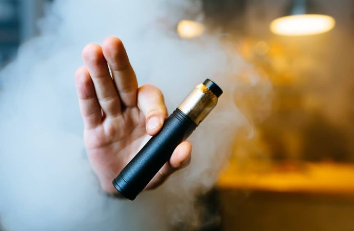 Studiu: Vapingul produce modificări imediate în circulaţia sângelui